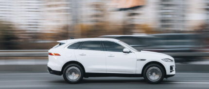 Riparare o sostituire una gomma bucata: come e quando farlo